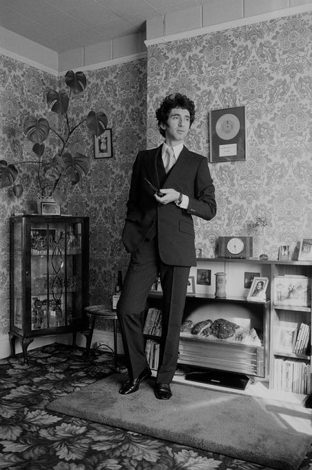 Jona Lewie Jona Lewie - On the other hand there's a fist 07